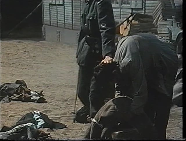 [STERMINIO - SCENA 4C] - Tratta da "In nome dei mieI" di Robert Enrico (1983)